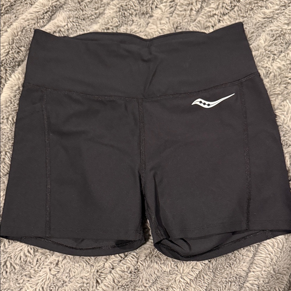 Saucony Women's Athletic Black compression running Shorts